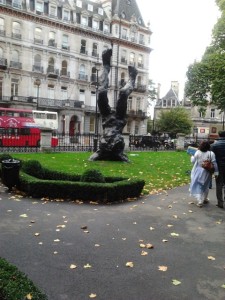 What do you make of THIS London statue? lol